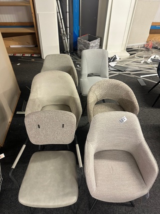 6x Eetkamerstoelen, beige